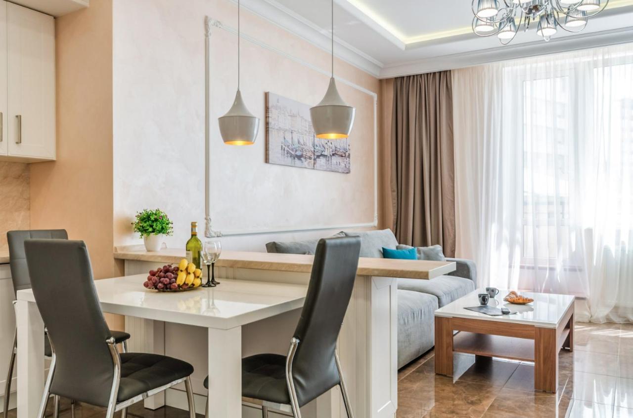 Apartmán Royal Tower Olimpiyska Kyjev Exteriér fotografie